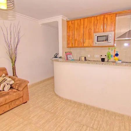 Low Cost Torreblanca Homestay *